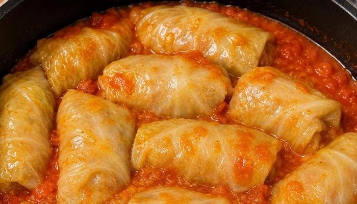 Najbolja domaća sarma po starom receptu: sočna, mirisna i puna ukusa – Hitrecept