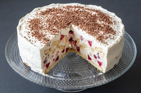 Brza Voćna Torta: Inženjering Suspendovane Arhitekture bez Pečenja